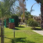 Village מלון דירות 3*