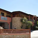 Village Апарт-отель 3*