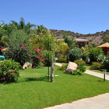 Village Apartmanhotel