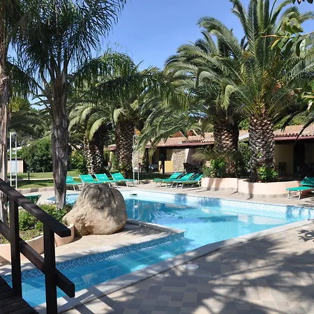 Aparthotel Village