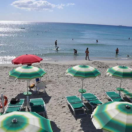 מלון דירות Village