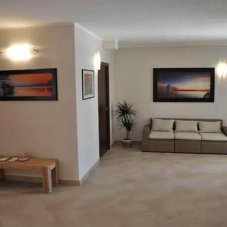 Village Aparthotel
