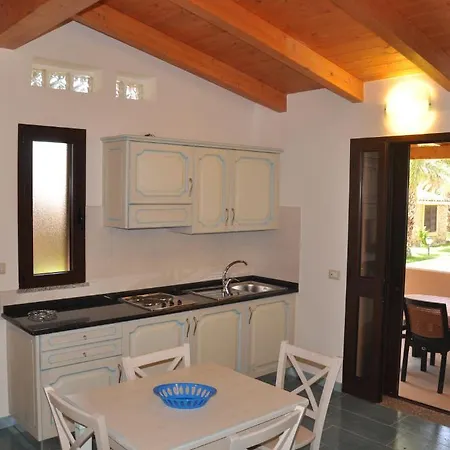 Village Aparthotel 3*
