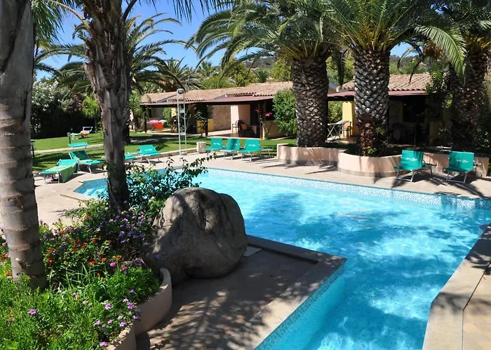 Aparthotel Village