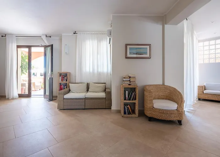Village Apartmanhotel 3*