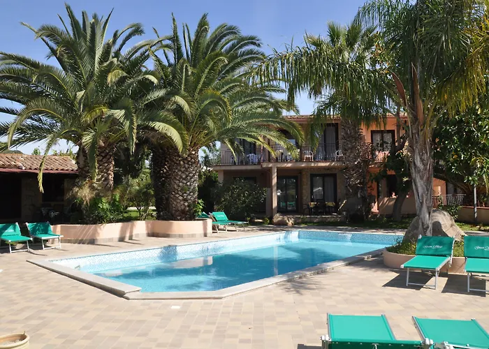 Aparthotel Village