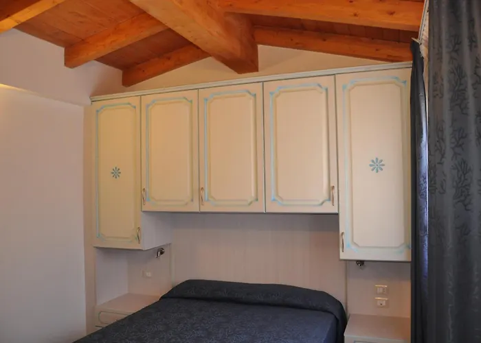 Village Aparthotel 3*